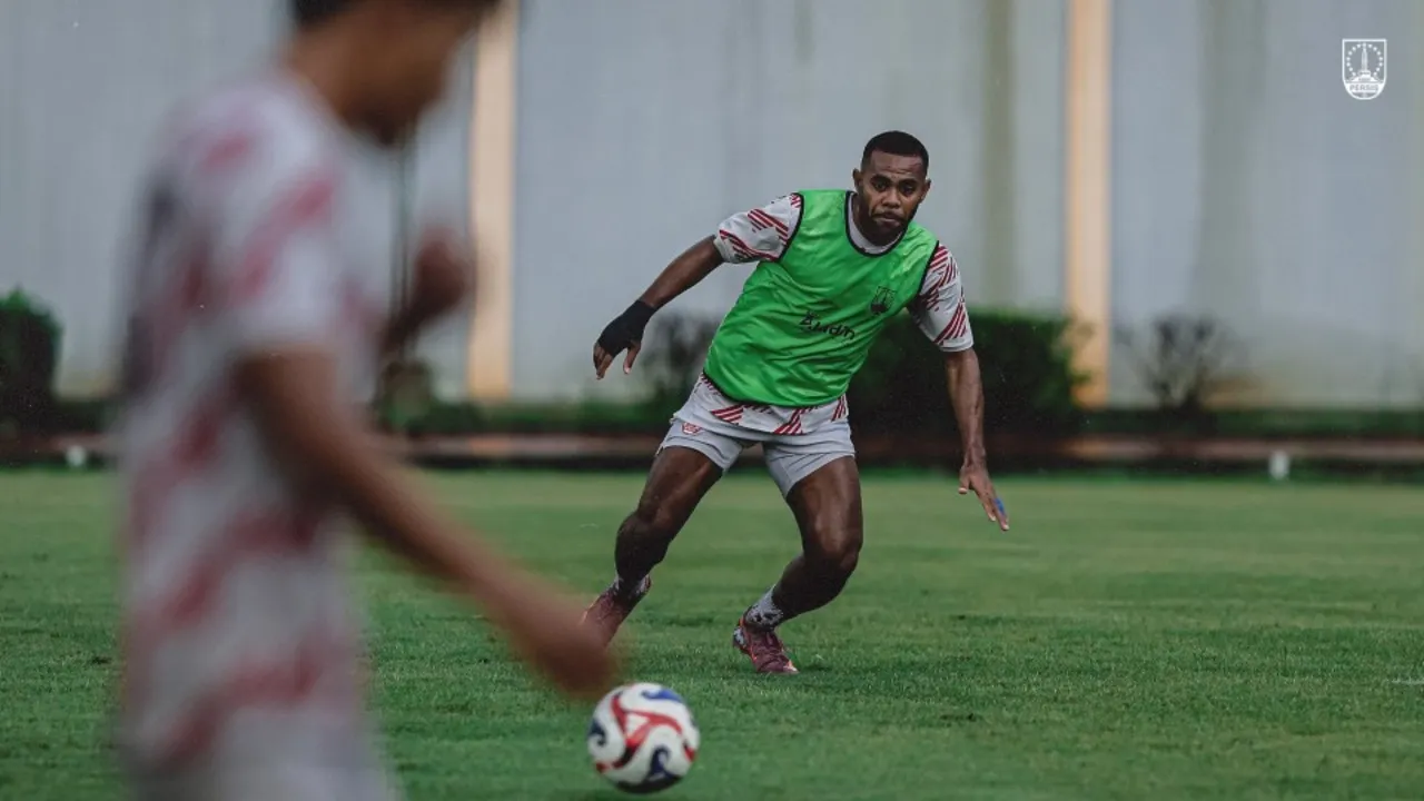 Yabes Roni mulai berlatih dengan tim Persis Solo