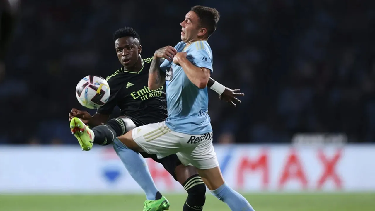 Iago Aspas Memberikan Saran untuk Vinicius Jr