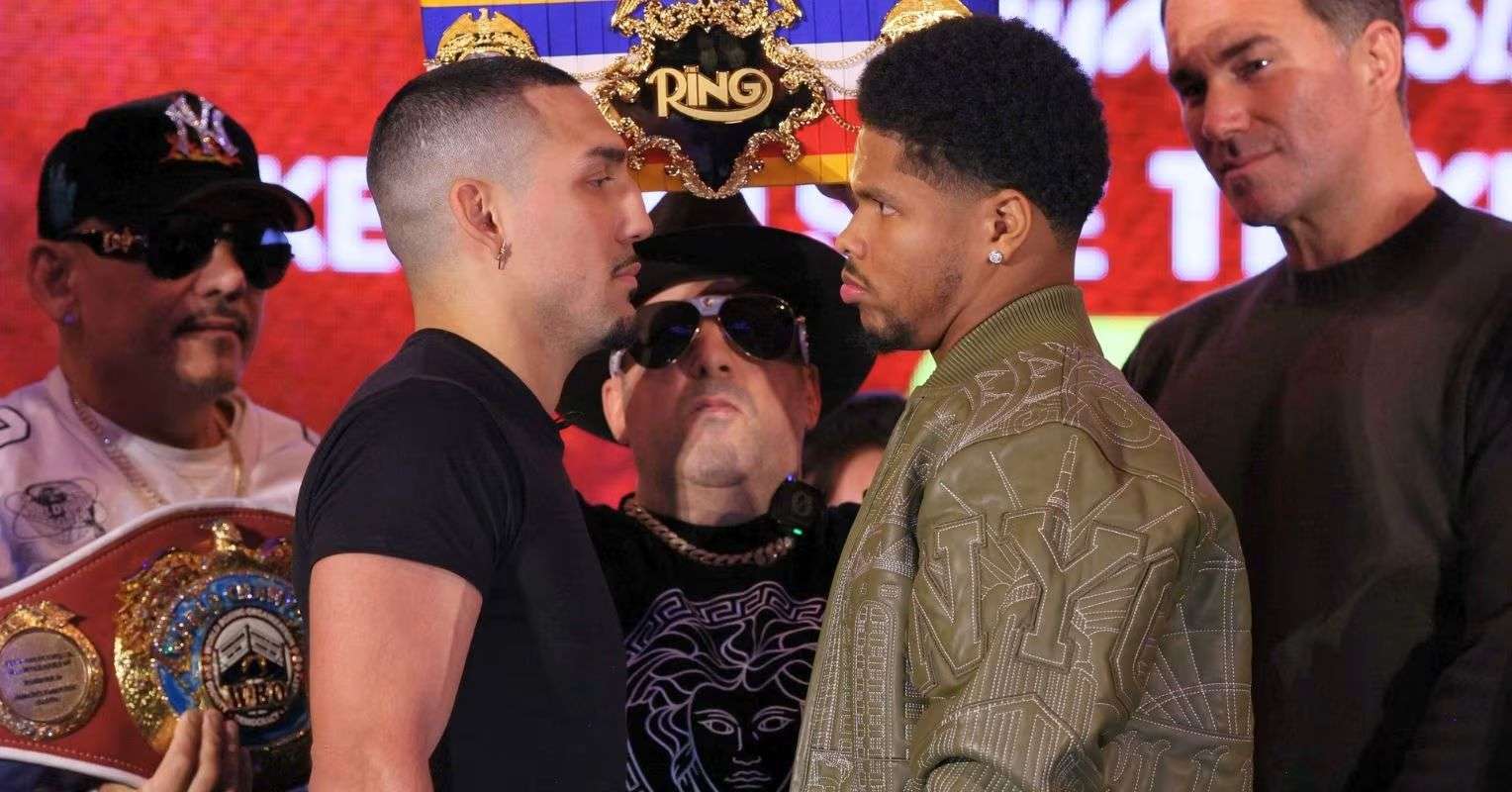 James Toney: Lopez Terlalu Tangguh untuk Stevenson