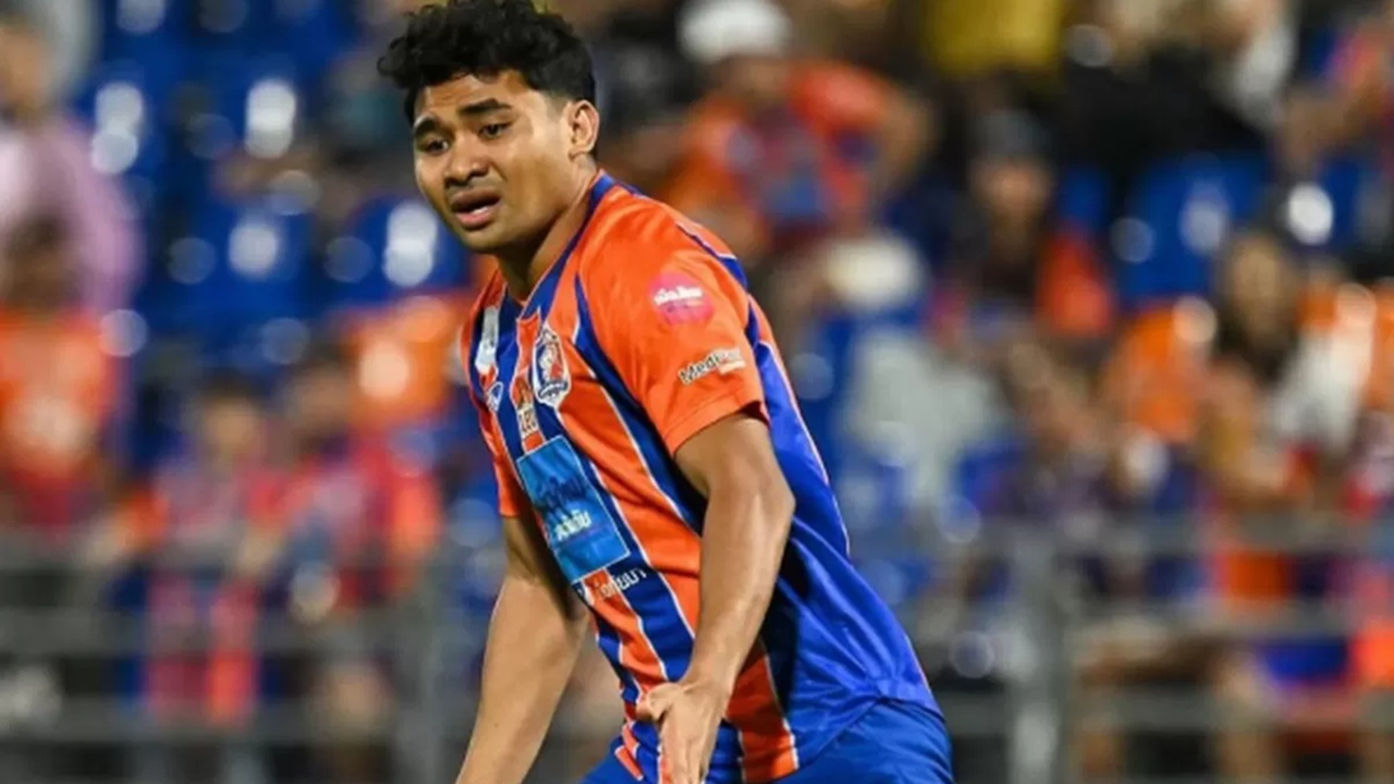 Kabar Pemain Timnas di Thailand: Asnawi Kartu Merah, Arhan Comeback