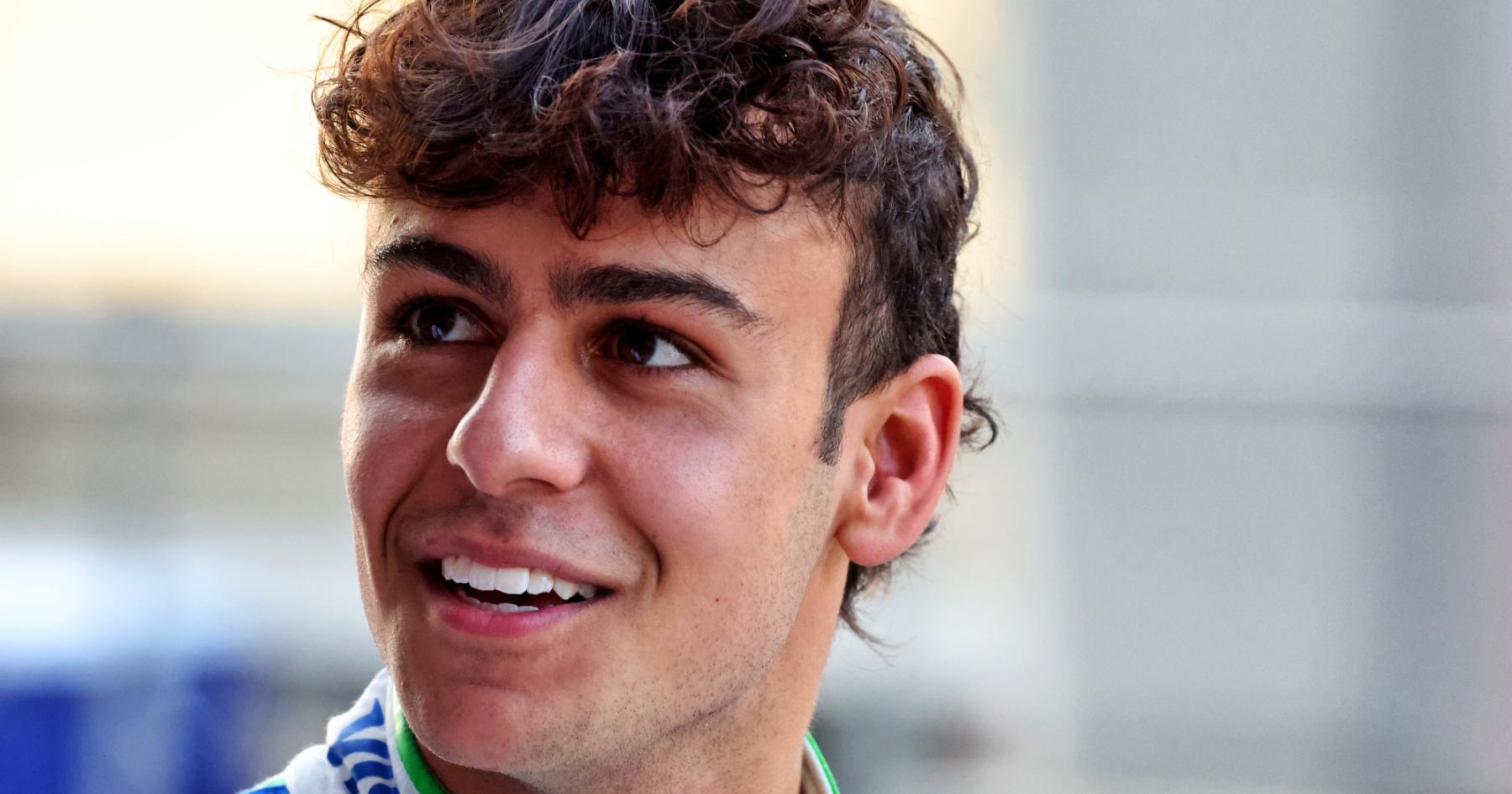 Pesan Viral Arvid Lindblad untuk Lando Norris Terungkap