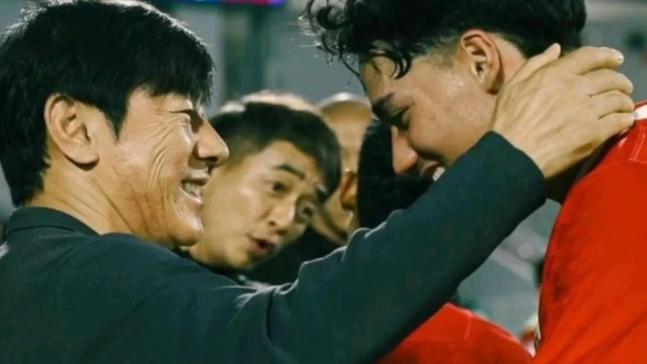 Shin Tae-yong dan Rafael Struick Timnas Indonesia