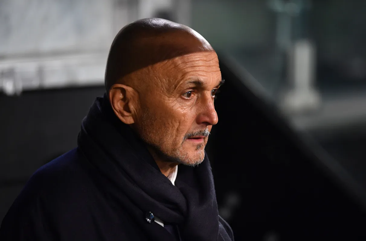 Spalletti Berdebat dengan Fans Juventus: ‘Tinggal di Rumah’ - sumber: (footballitalia)