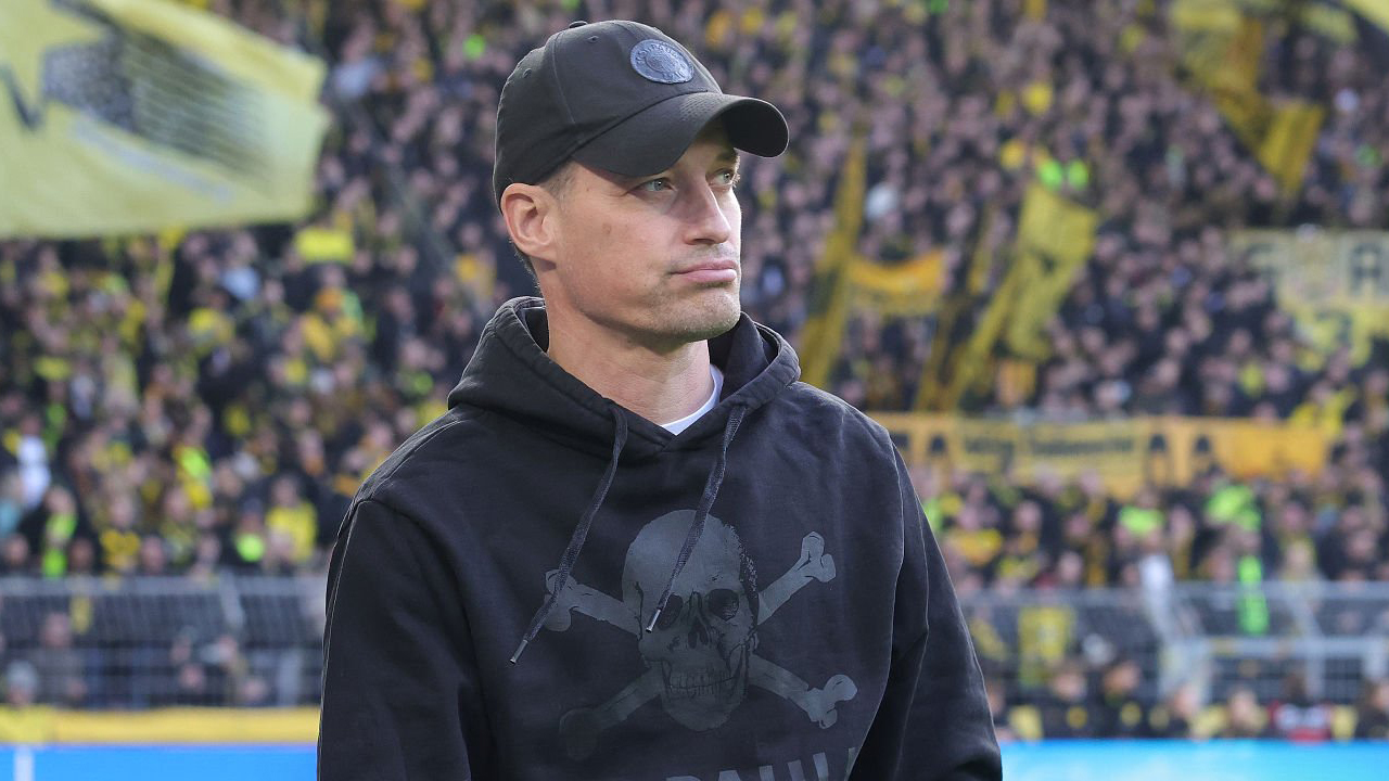 Alexander Blessin Beberkan Kondisi Skuad St. Pauli Jelang Lawan Hamburg