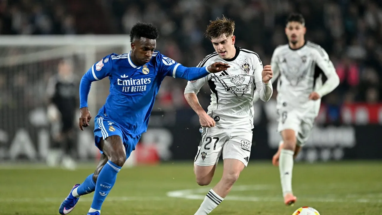 Barcelona Tertarik Mendatangkan Bek Kiri Albecete