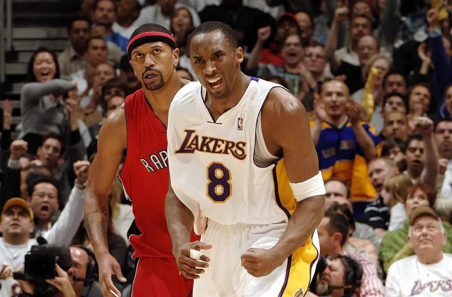 Dua Dekade Sejak Kobe Bryant Cetak 81 Poin Bersejarah - sumber: (mainbasket)