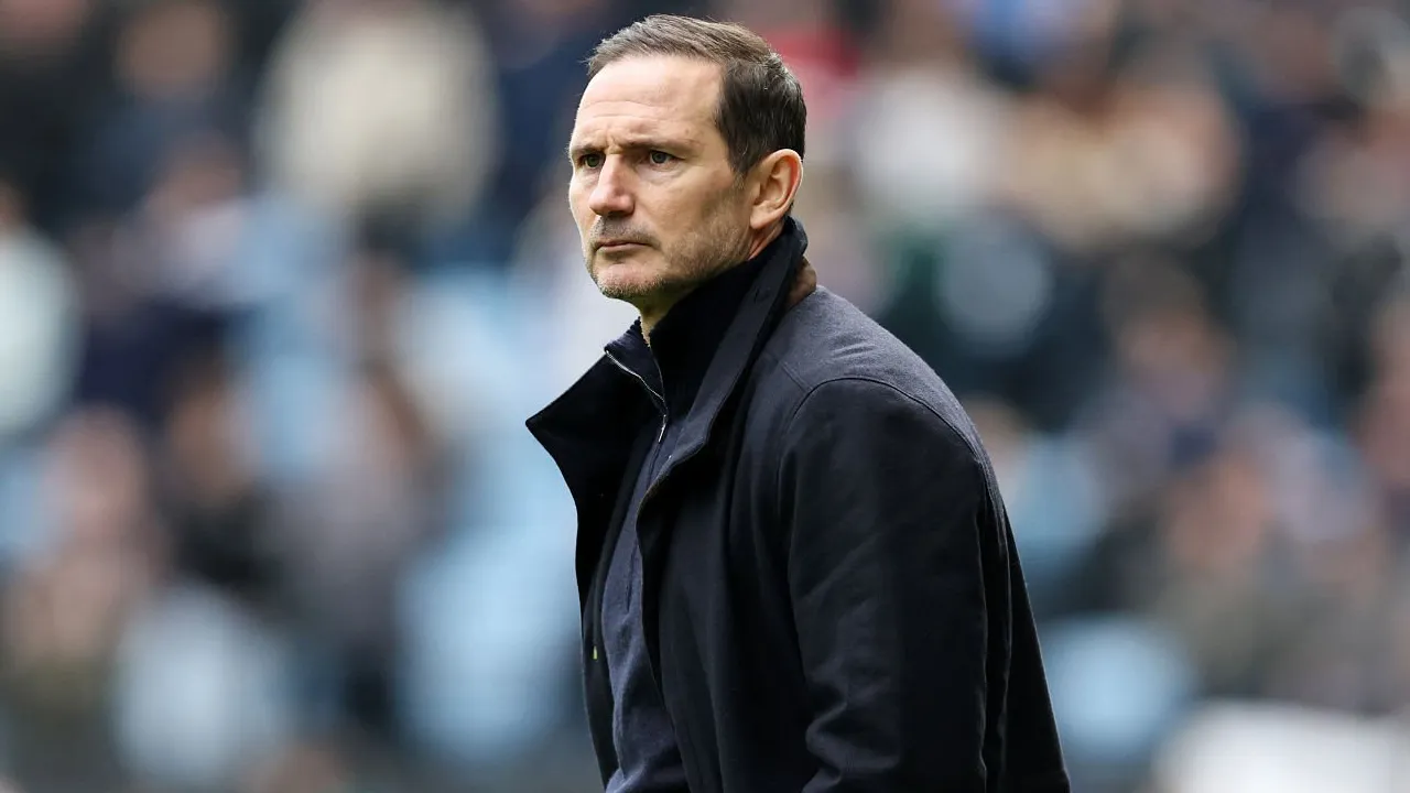 Frank Lampard jadi target Crystal Palace.