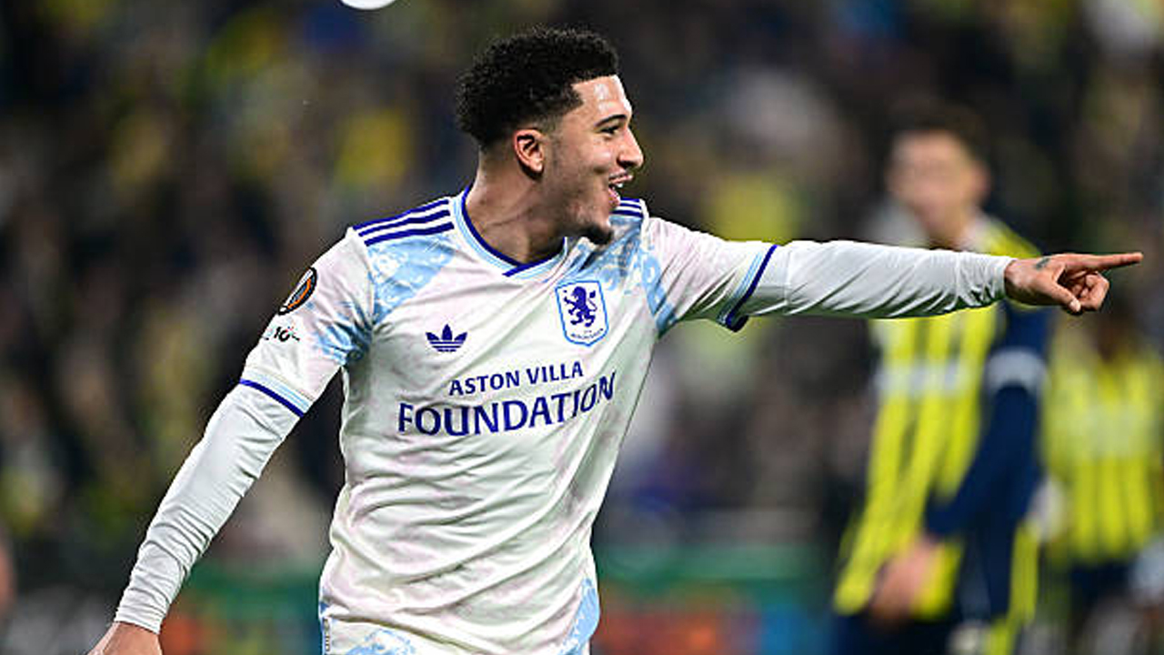 Jadi Pahlawan Villa, Jadon Sancho Senang Dapat Kepercayaan Unai Emery