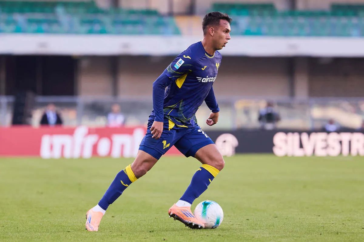 Napoli Gaet Giovane dari Verona, Kalahkan Lazio - sumber: (footballitalia)