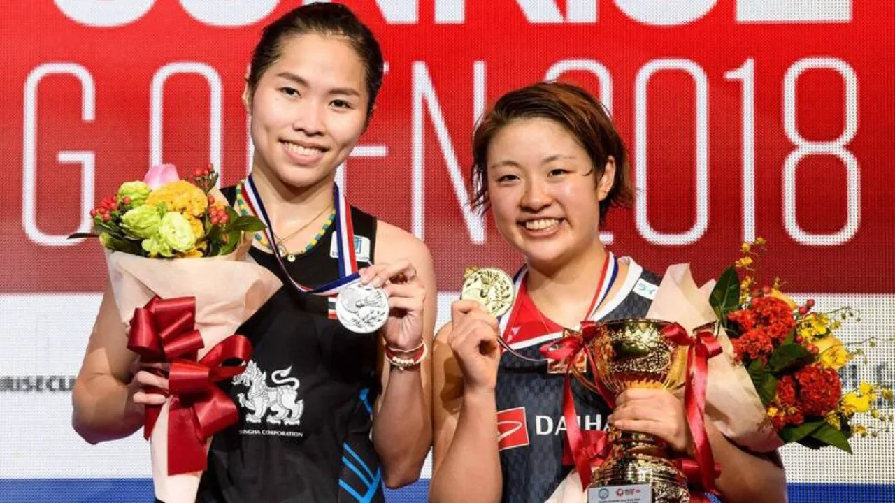 Ratchanok Intanon dan Nozomi Okuhara Berebut Semifinal Indonesia Masters 2026