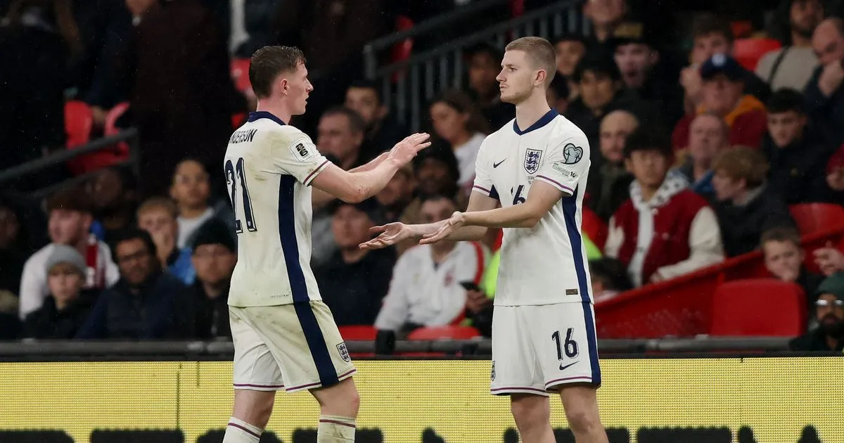 Revolusi Lini Tengah MU Usai Casemiro Pergi, Perekrutan £100 Juta - sumber: (manchestereveningnews)