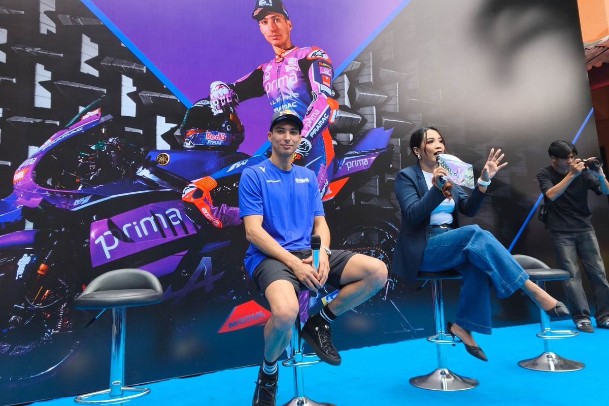 Toprak Razgatlioglu Tampilkan Aksi Spektakuler di SMKN 39