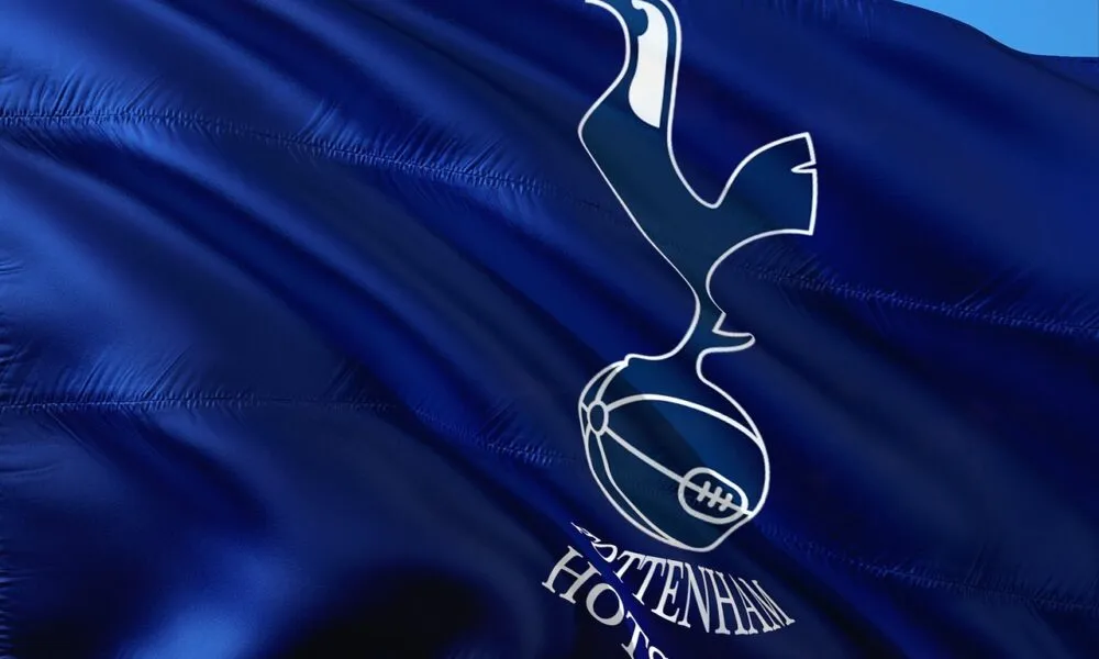 Tottenham Hotspur Bidik Oscar Bobb dari Manchester City - sumber: (footballtalk)