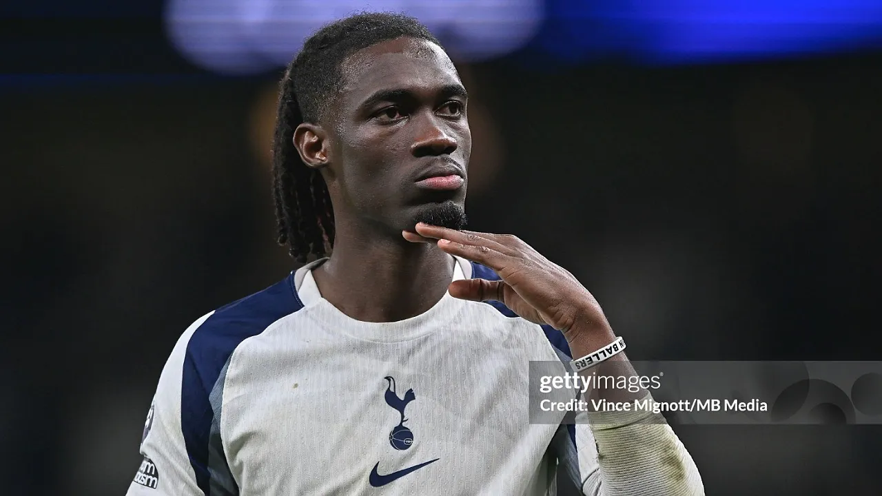 Valencia Kejar Tanda Tangan Yves Bissouma dari Tottenham Hotspur