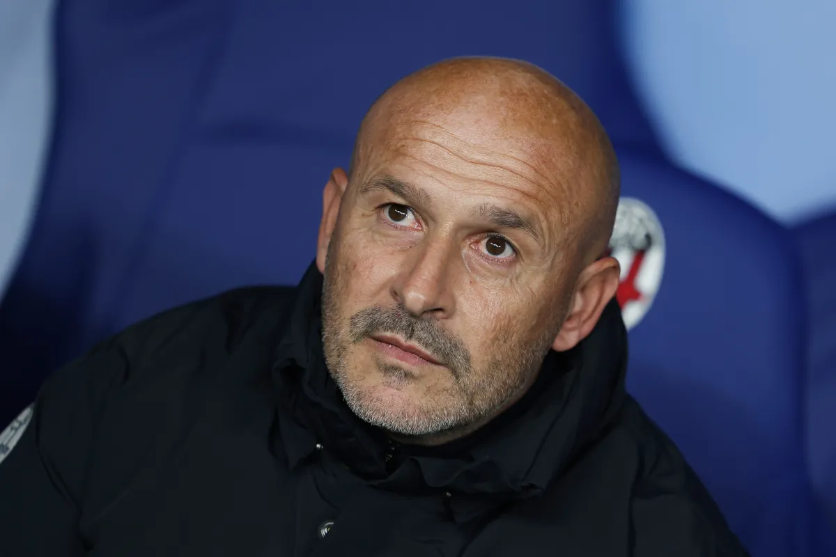 Vincenzo Italiano Perkenalkan Peran Baru Ferguson di Bologna - sumber: (footballitalia)