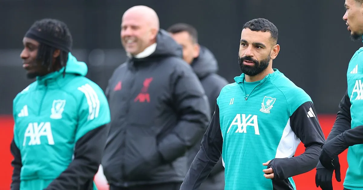 Arne Slot Akui Kebimbangan Jika Cadangkan Salah Lagi - sumber: (liverpoolecho)