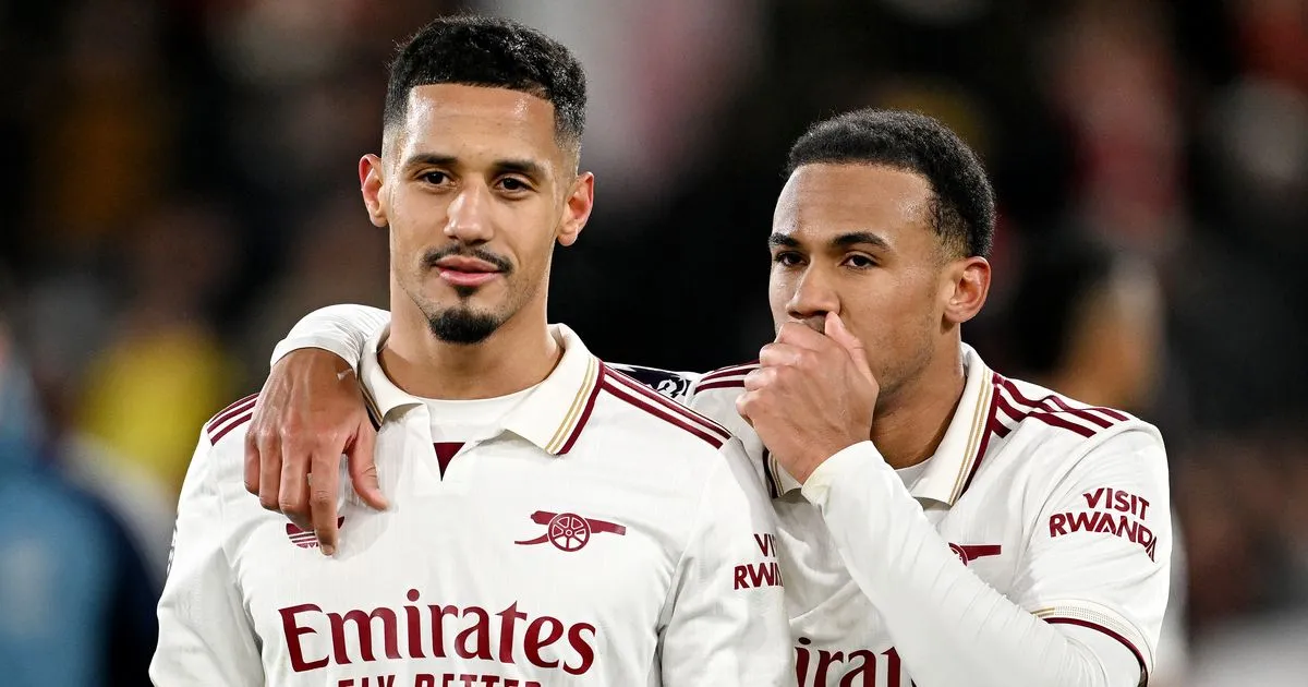 Arteta Tantang Saliba Tingkatkan Performa dan Cetak Gol - sumber: (footballlondon)