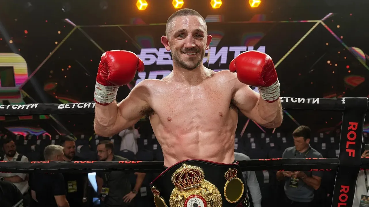 Jazza Dickens akan mempertahankan gelarnya melawan Anthony Cacace (24-1, 9 KO) di 3Arena, Dublin, pada 14 Maret mendatang. (Foto: Fight TV)