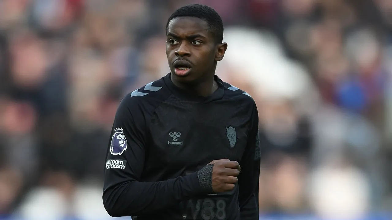 Gelandang Sunderland, Noah Sadiki.