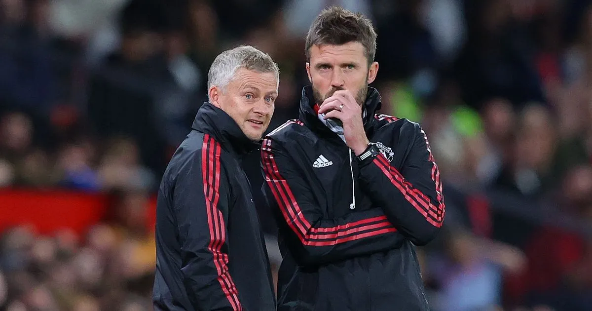 Percakapan Carrick dan Solskjaer di Manchester United - sumber: (manchestereveningnews)