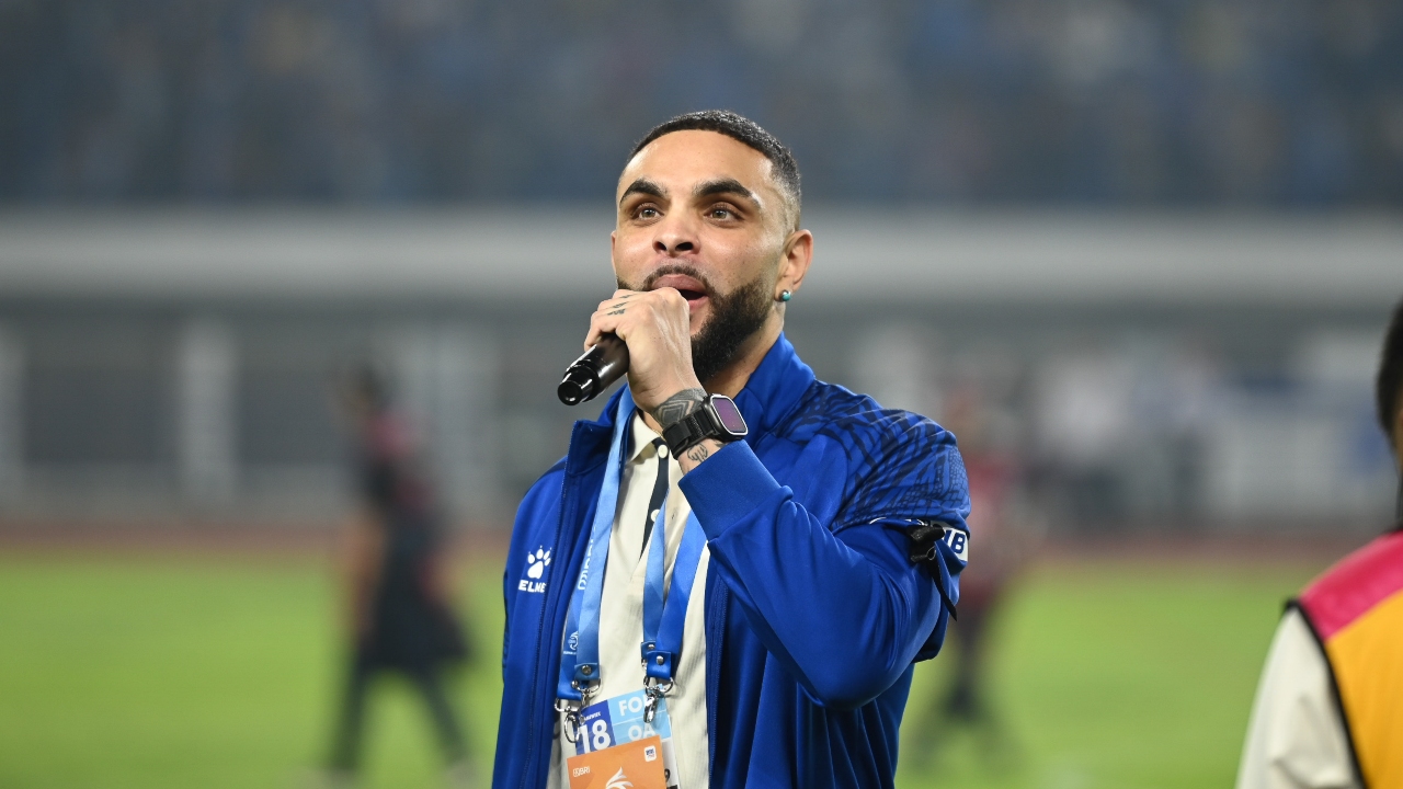 Persib Akhirnya Resmi Umumkan Perekrutan Layvin Kurzawa