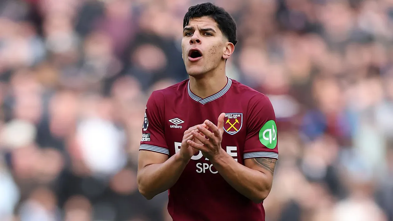 Gelandang West Ham United, Mateus Fernandes.