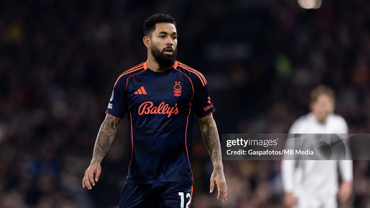 Unai Emery ingin membawa pulang Douglas Luiz ke Aston Villa