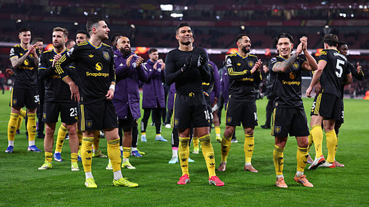 Gary Neville Terpukau dengan Manchester United Era Michael Carrick