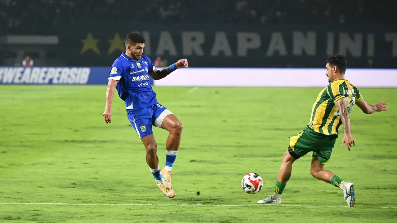 Persib menang susah payah atas PSBS Biak