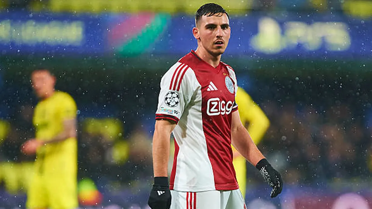 Ajax vs Olympiakos, 5 Fakta Menarik Jelang Laga Liga Champions