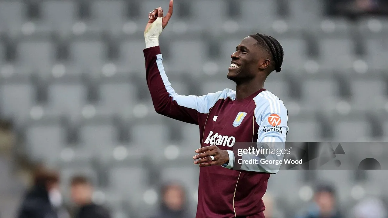 Gelandang Aston Villa, Amadou Onana