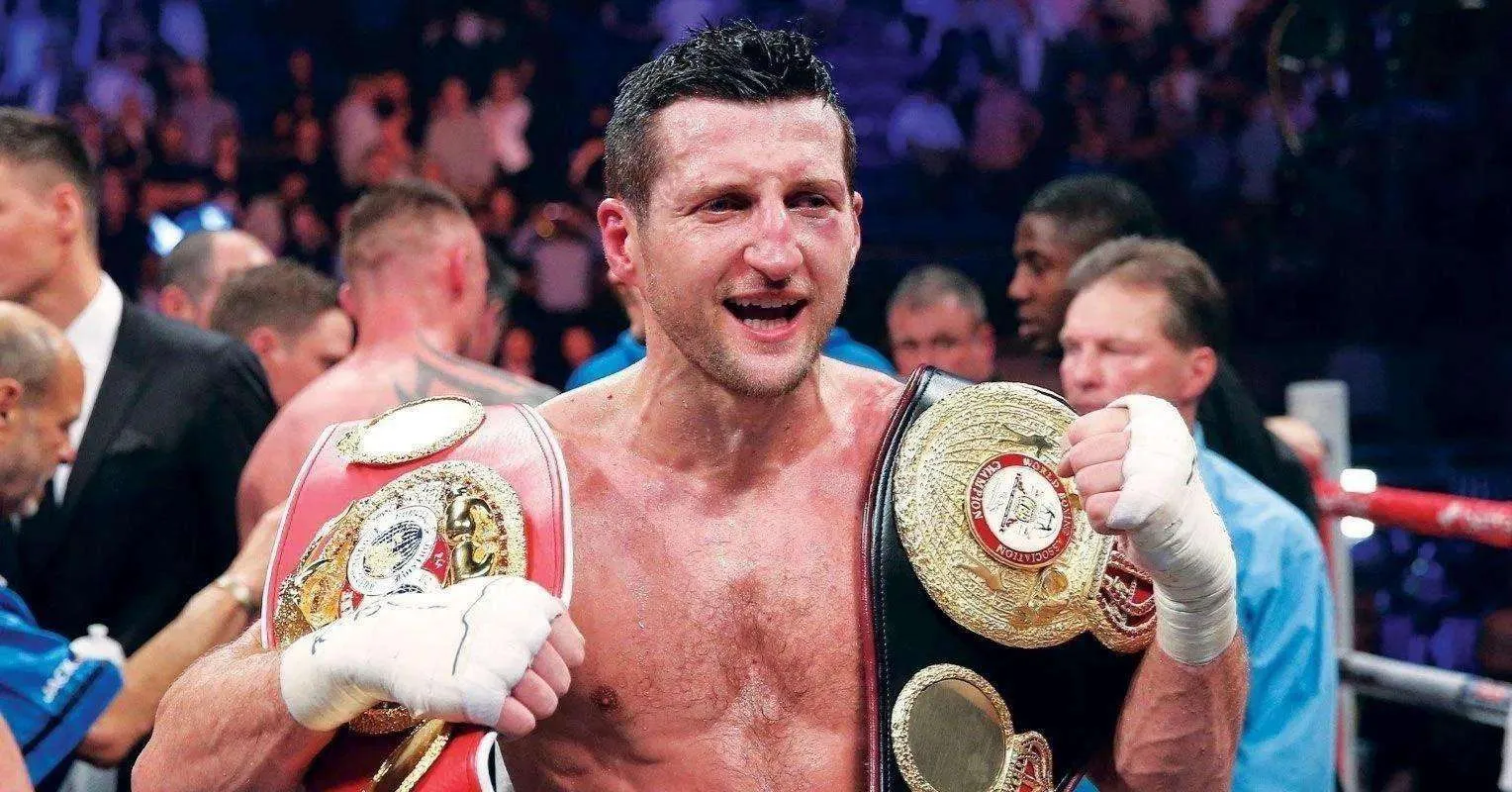 Carl Froch Ungkap 2 Pertarungan Yang Dinantikan 2026 - sumber: (secondsout)