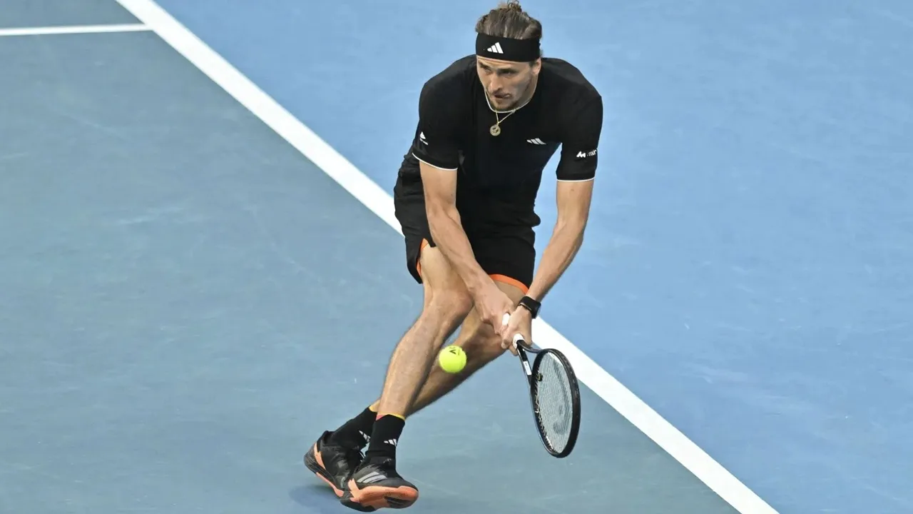 Ketika Alexander Zverev Hadapi Dua Pertarungan Saat Masuki Lapangan