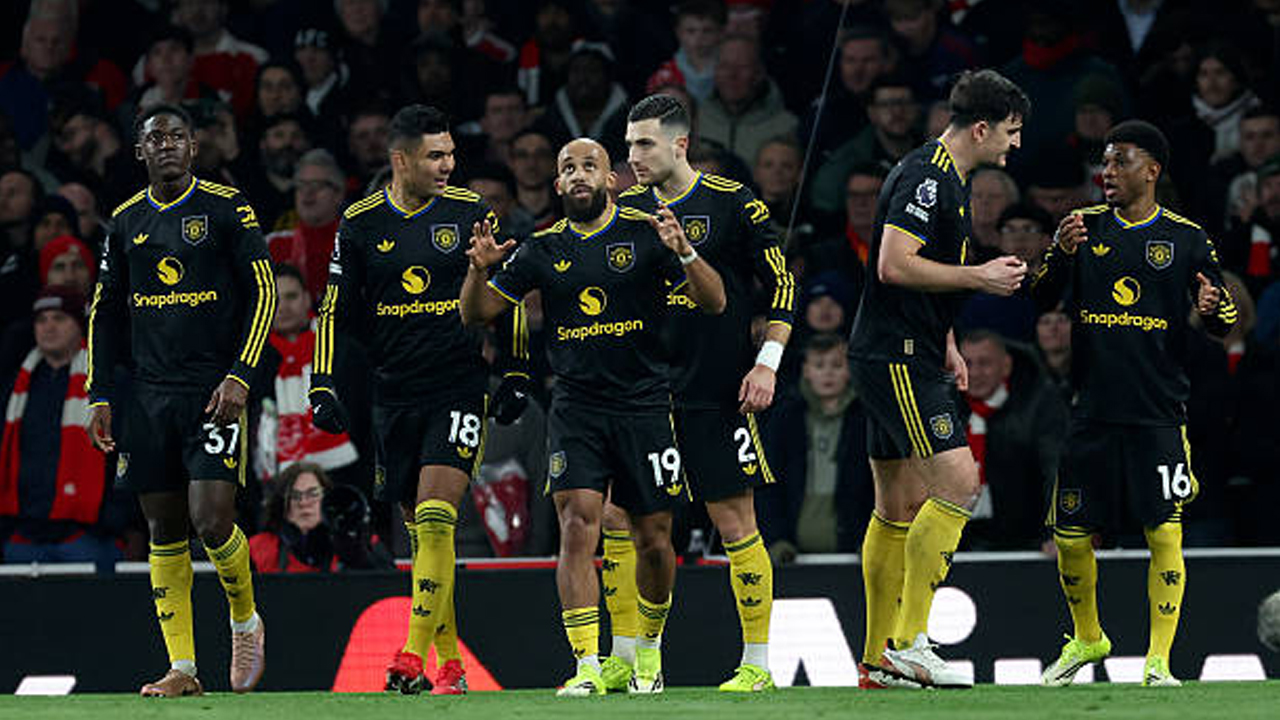 Klasemen Premier League Pekan ke-23: Duo Manchester Kompak Menang, Aman di Papan Atas