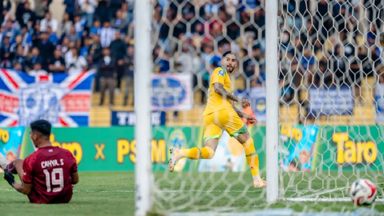 Kondisi Belum 100 Persen, Bruno Paraiba Tetap Cetak Gol Di Laga Debut