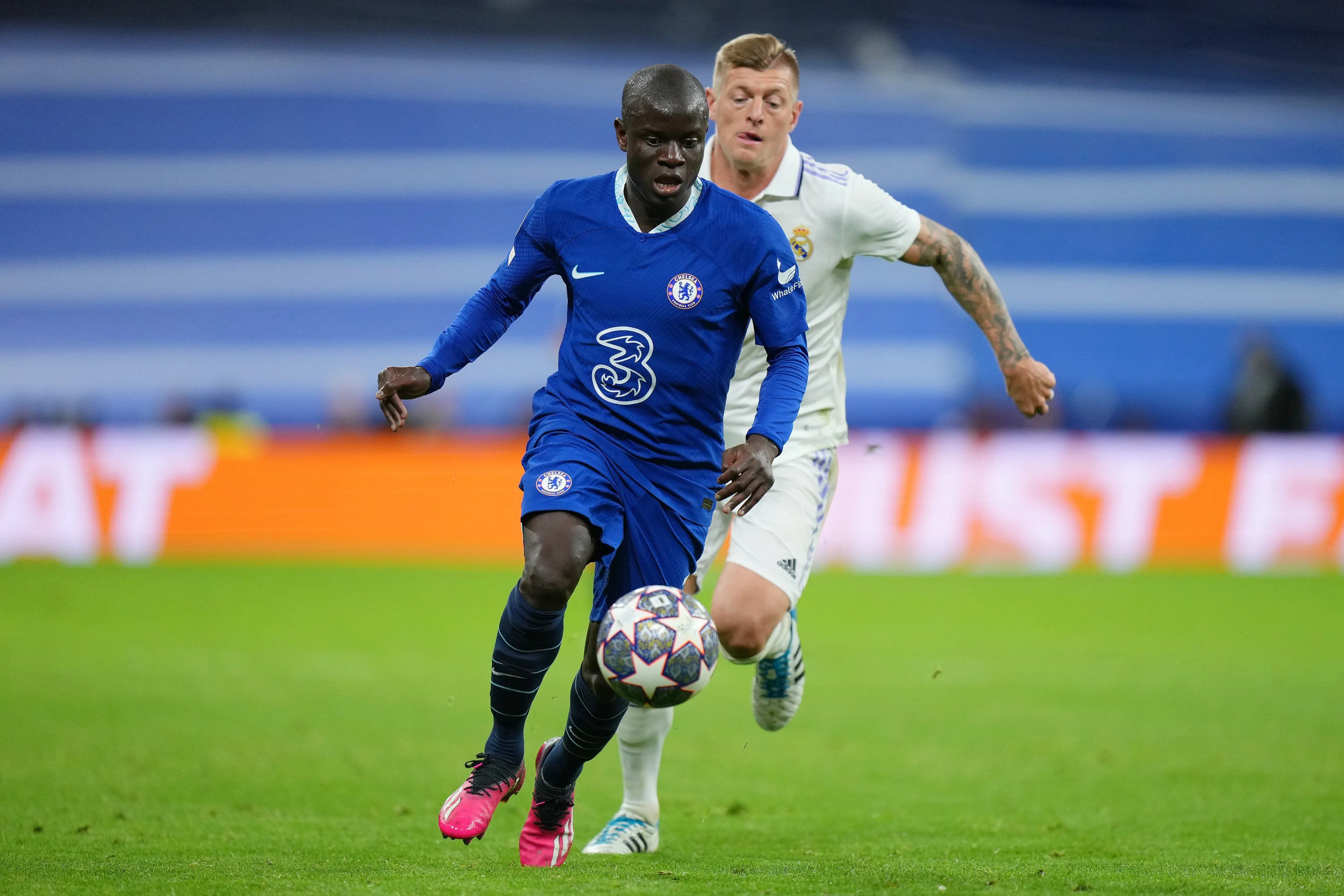 Santos Pecahkan Rekor Kante Berkat Strategi Baru Rosenior - sumber: (chelseanews)