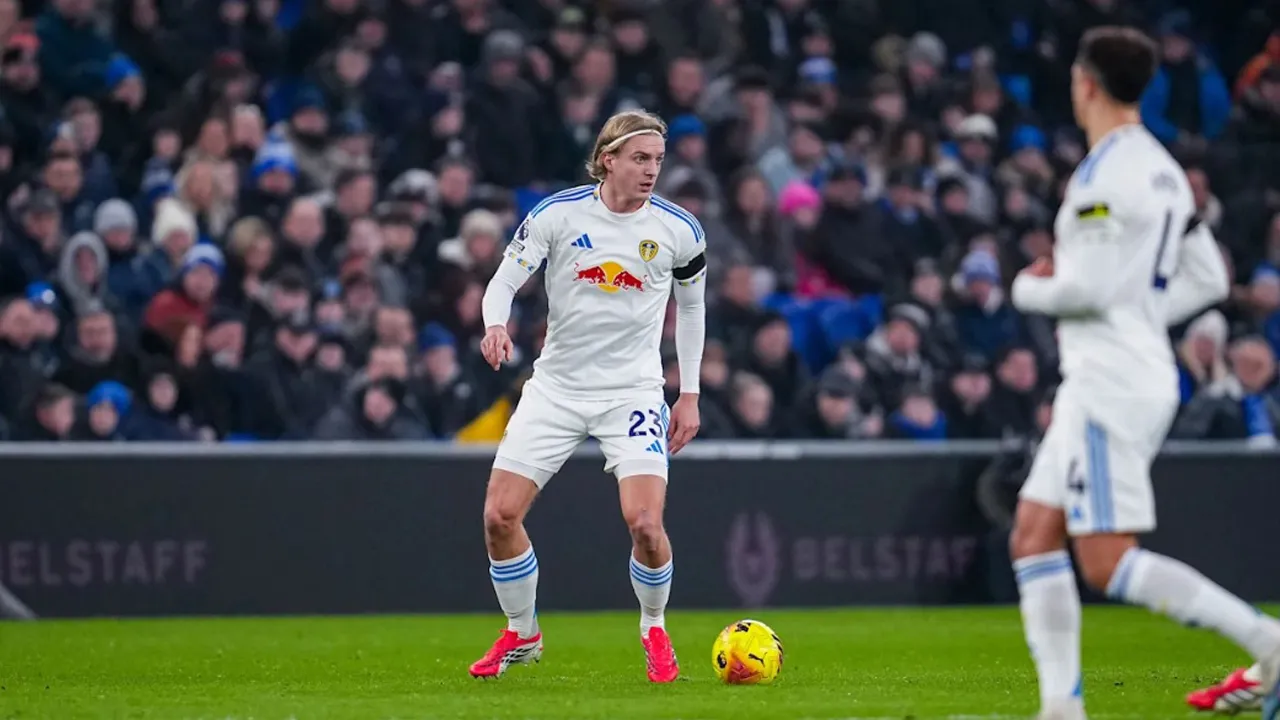 Bek Leeds United, Sebastiaan Bornauw.