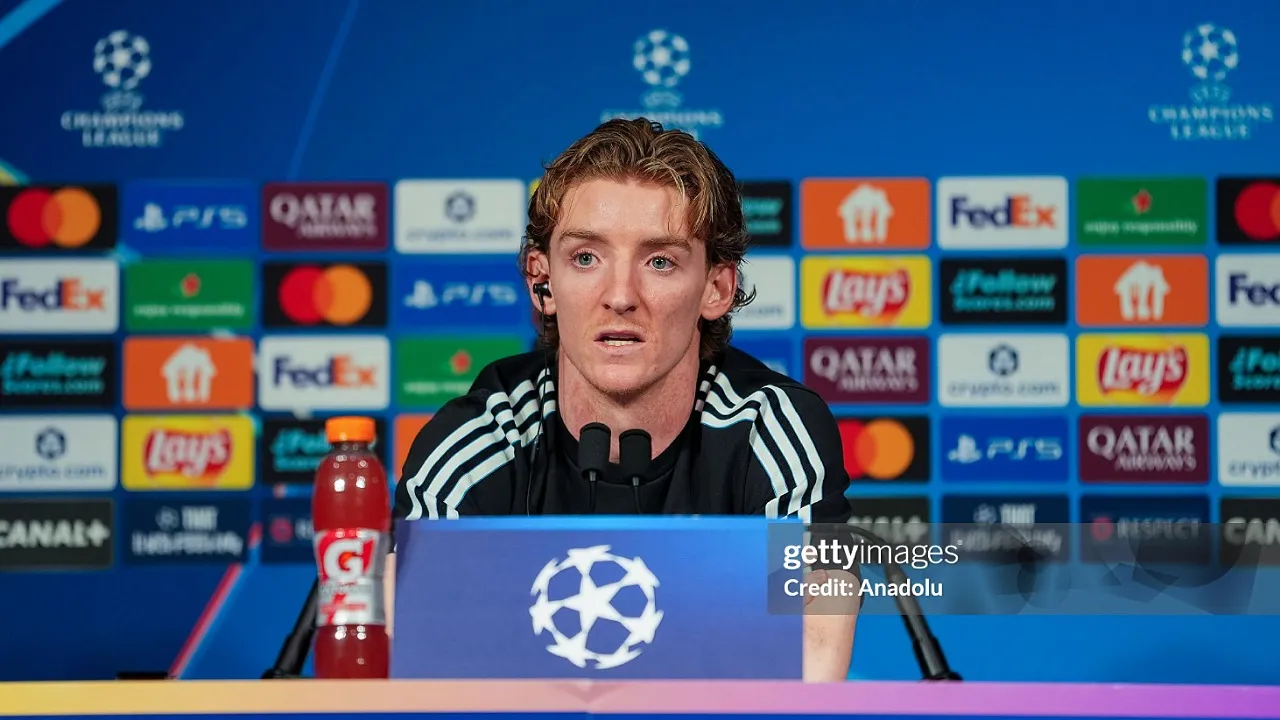 Anthony Gordon Kirim Pesan Singkat untuk Pengkritik Jelang Duel vs PSG