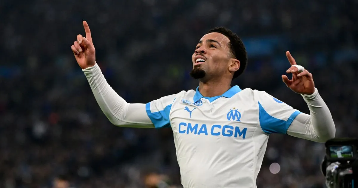 Keputusan Tepat Arsenal Pinjamkan Ethan Nwaneri ke Marseille - sumber: (footballlondon)