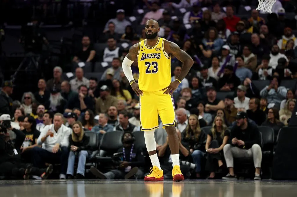 LeBron Kritik Aturan 65 Gim NBA yang Kontroversial