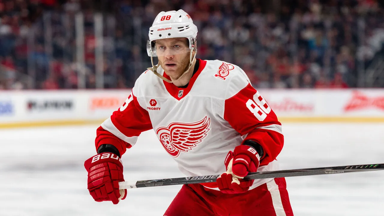 Patrick Kane mencapai angka tersebut melalui sebuah assist untuk gol Alex DeBrincat pada laga melawan Los Angeles Kings, Selasa (27/1). (Foto: AP)