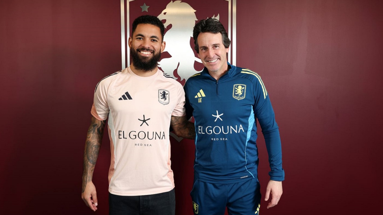 Douglas Luiz Resmi Kembali Berseragam Aston Villa