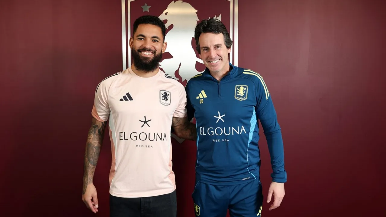 Aston Villa resmi reuni dengan Douglas Luiz.