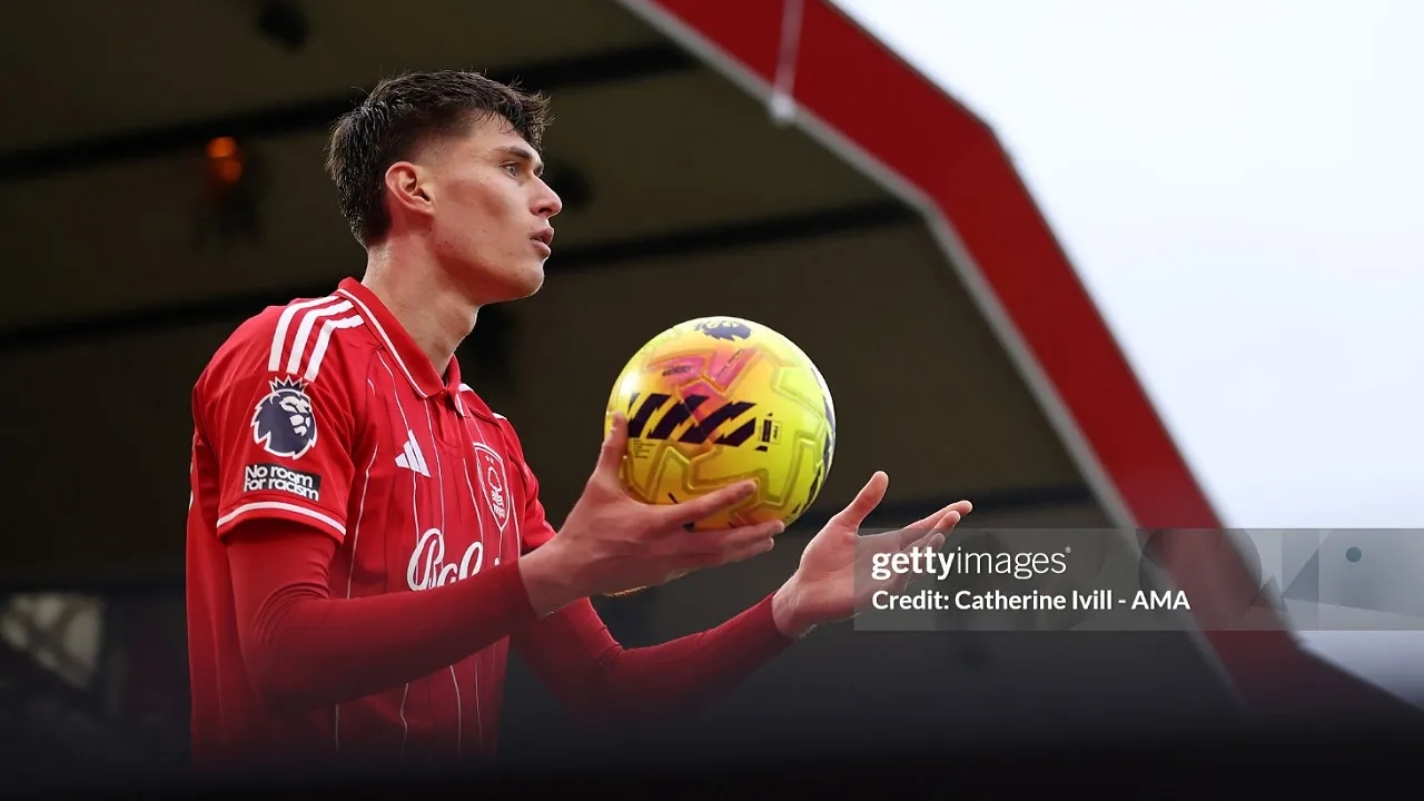 Sean Dyche khawatirkan kondisi Nicolo Savona