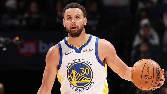 Stephen Curry Berpeluang Lampaui Poin Duncan dan Olajuwon - sumber: (mainbasket)