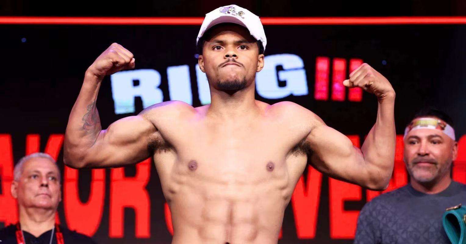 Penggemar Soroti Fisik Shakur Stevenson Jelang Debut 140
