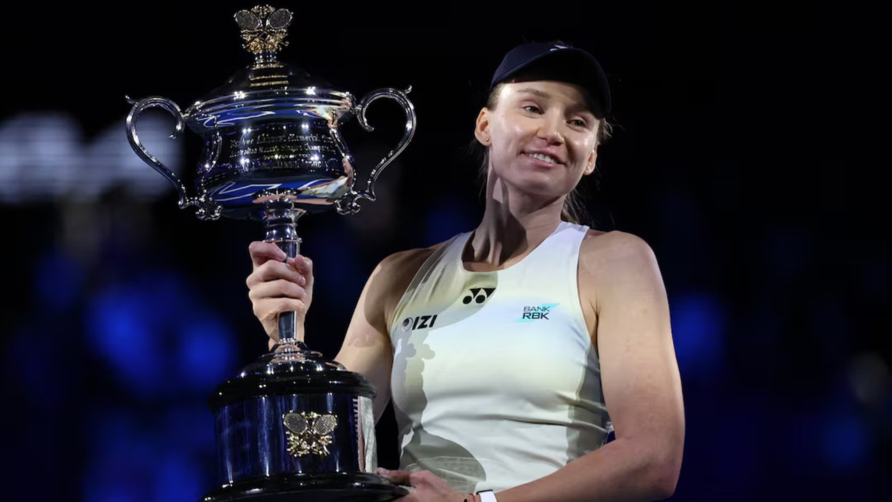 Australian Open 2026: Aryna Sabalenka Dongkol, Elena Rybakina Sabet Trofi