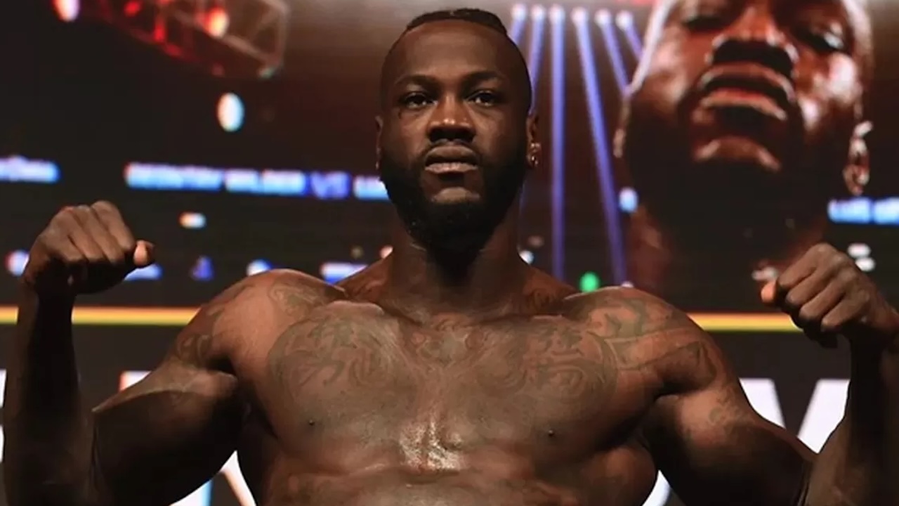 Bukan Sekadar Tebakan, Lennox Lewis Bongkar Alasan Jagokan Deontay Wilder