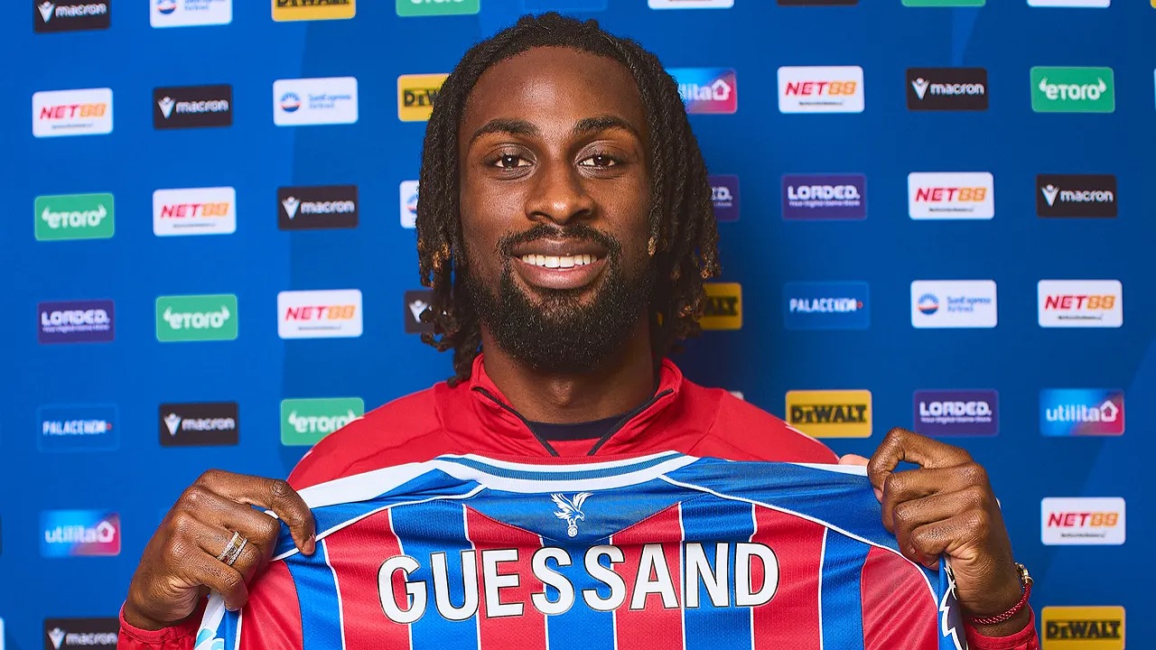 Crystal Palace Resmi Pinjam Evann Guessand dari Aston Villa