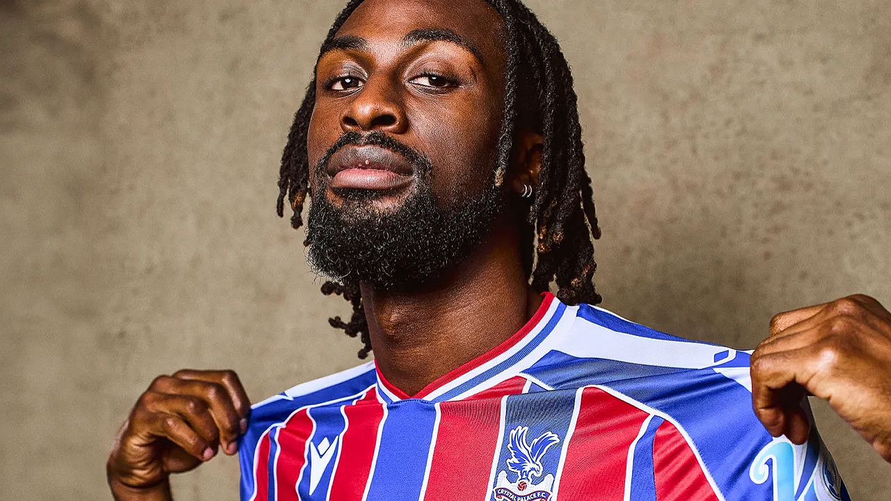 Evann Guessand Buka Suara Usai Gabung Crystal Palace dari Aston Villa